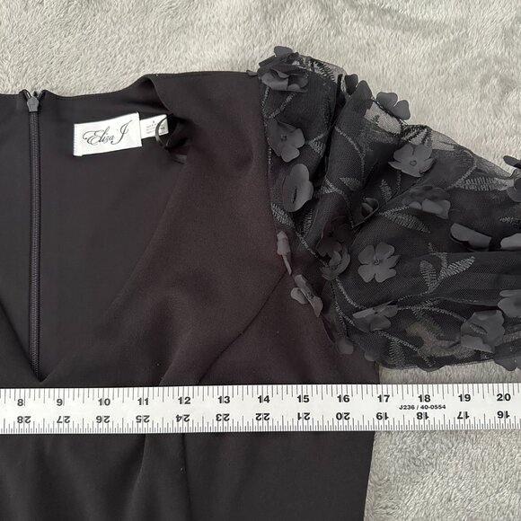 Eliza J Textured 3D Floral Sleeve Black V-Neck Dress Women's size 8 - Picture 5 of 8